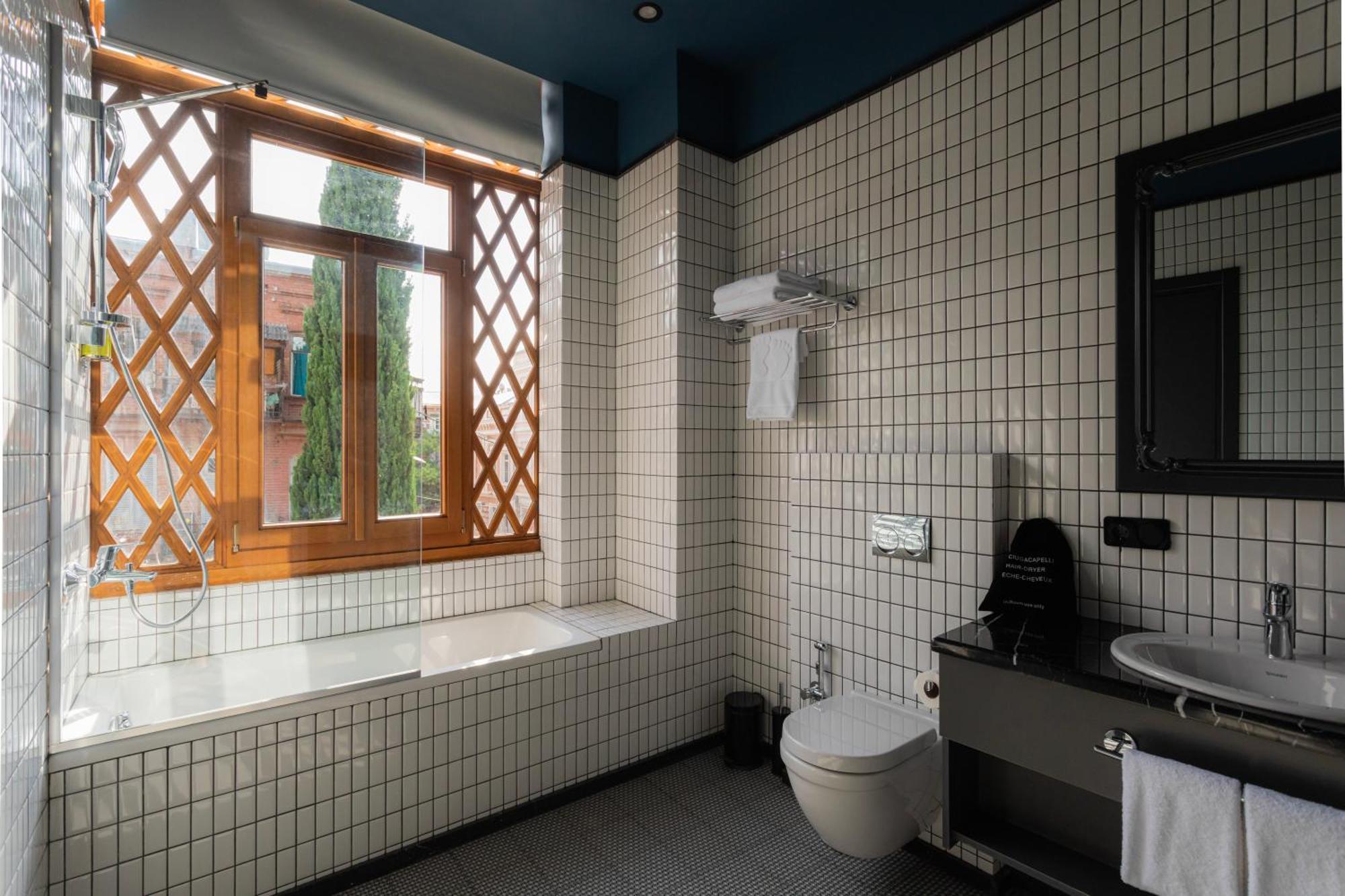 Puris Moedani Boutique Hotel Tbiliszi Szoba fotó